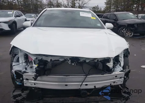 2025 Toyota Camry Se z USA, uszkodzony, nr VIN 4T1DBADK7SU028768